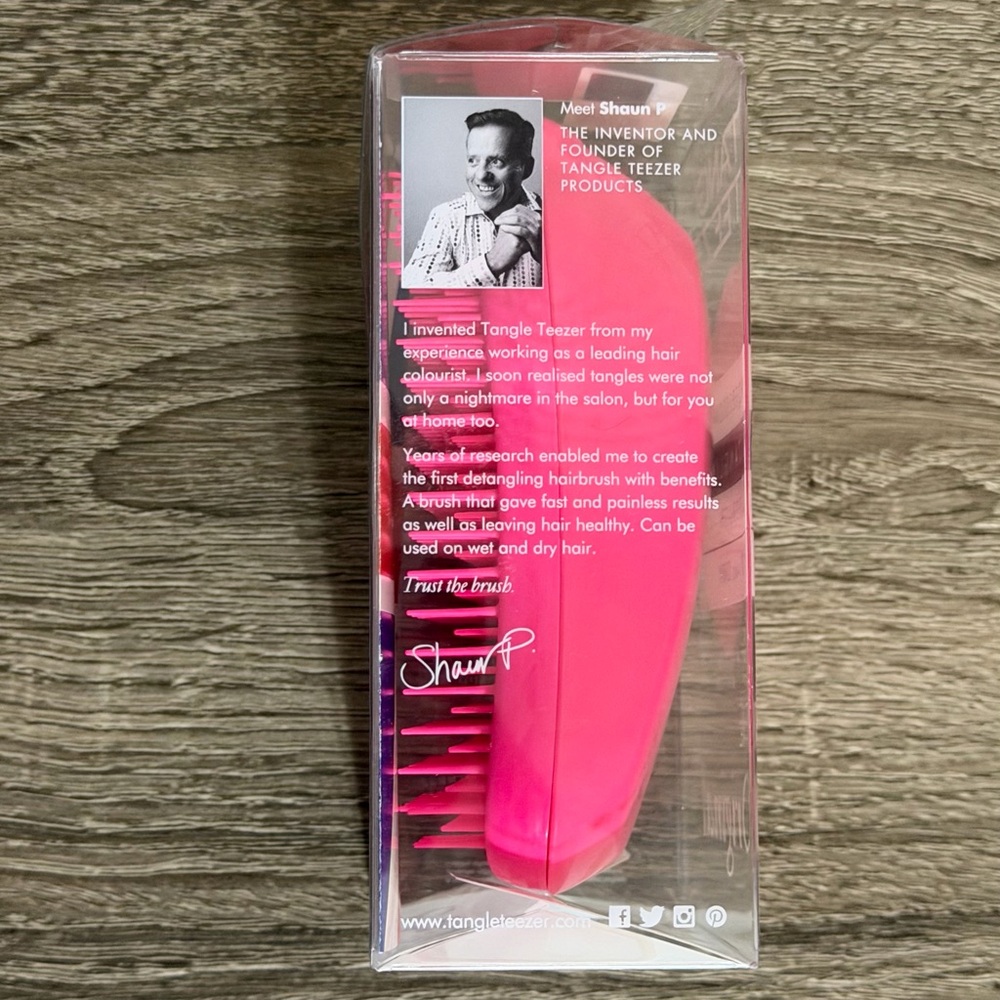 Tangle Teezer The Original Professional Detangling Hairbrush - Picture 4 of 6